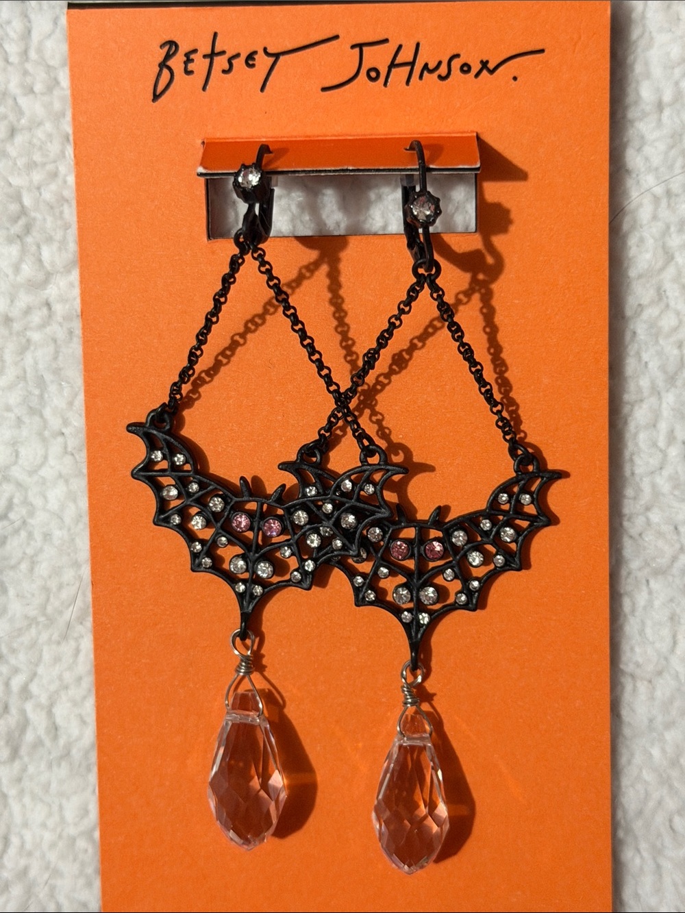 NWT Betsey Johnson dangling bat earrings with sparkling gems. Halloween, Goth,